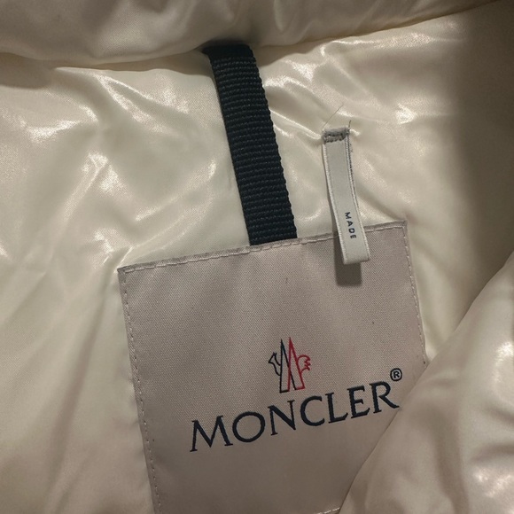 Moncler White Daos Faux-Fur Down Jacket 00 - Picture 4 of 10